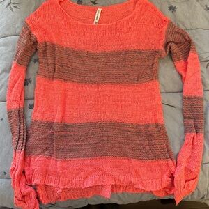 Aeropostale Pink and Gray Crew Neck Sweater
